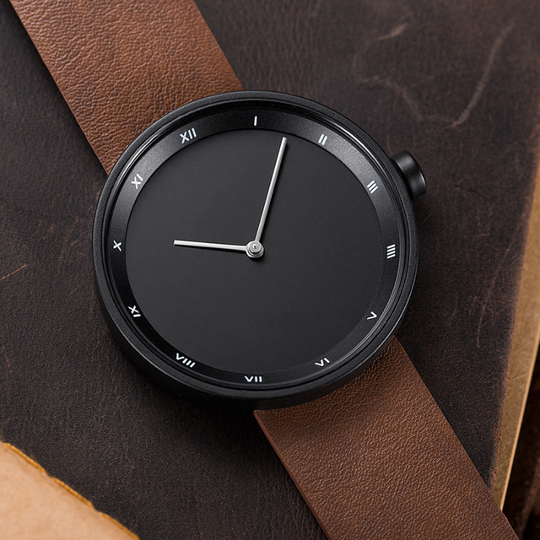 Minimalist Style Quartz Wrist Watch