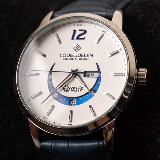 Elegant Moonphase Watch with Luminous Calendar Week